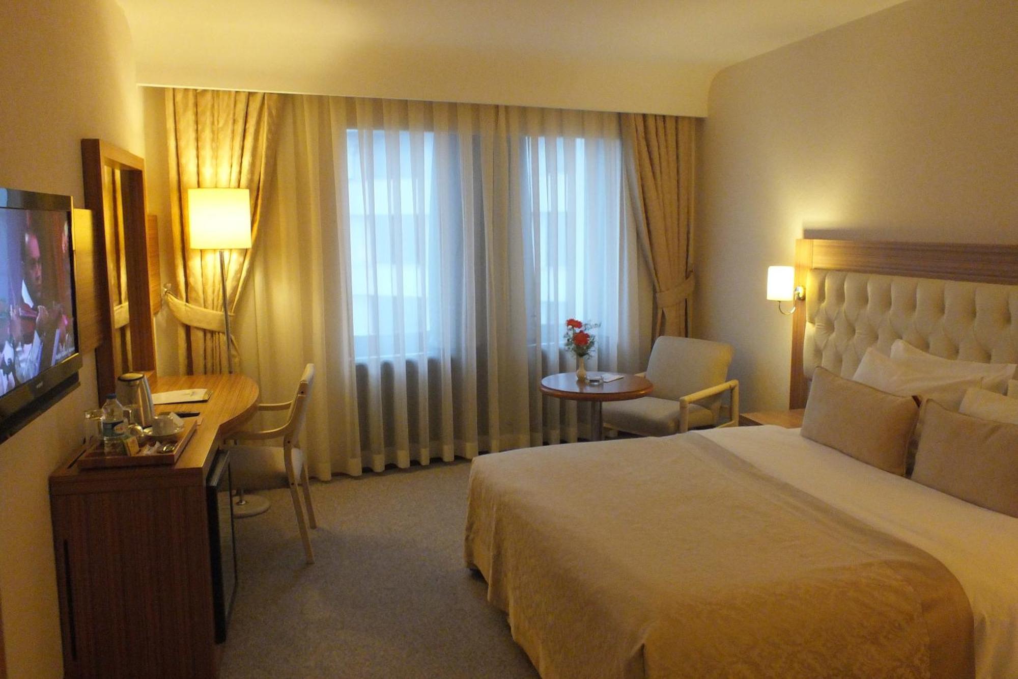 Park Royal Hotell Adana Eksteriør bilde