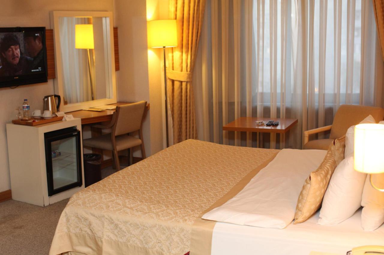 Park Royal Hotell Adana Eksteriør bilde